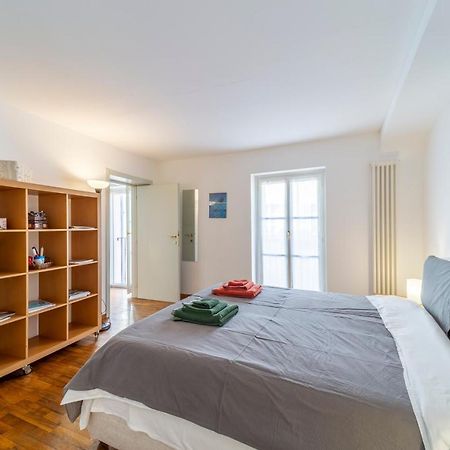 Parrot House - Casa In Centro A Parma Apartman Kültér fotó