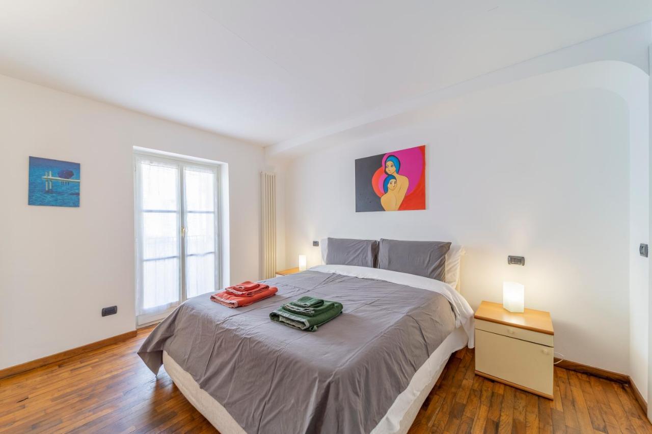 Parrot House - Casa In Centro A Parma Apartman Kültér fotó